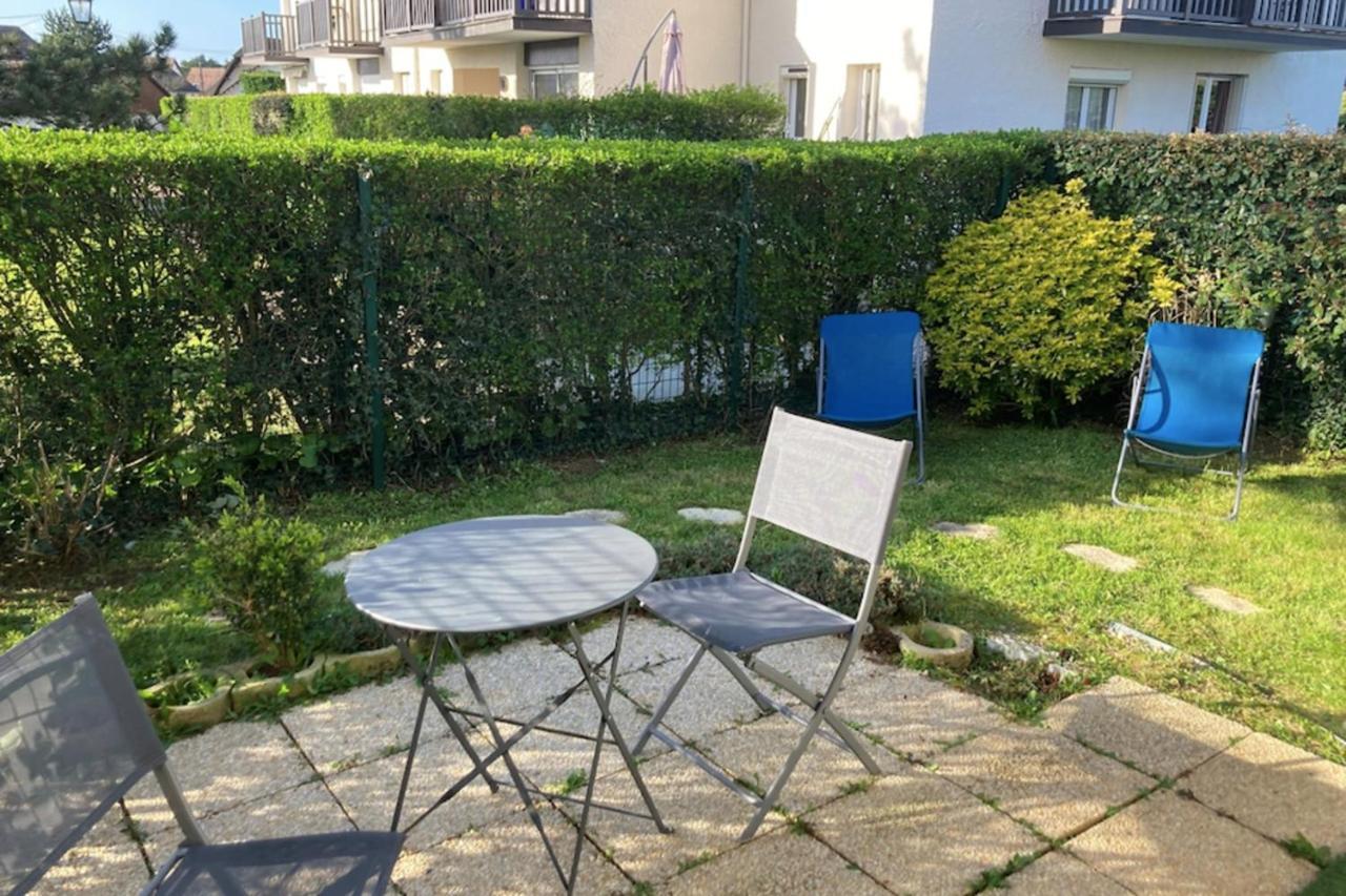 37M With Terrace And Garden Near The Sea Lejlighed Cabourg Eksteriør billede