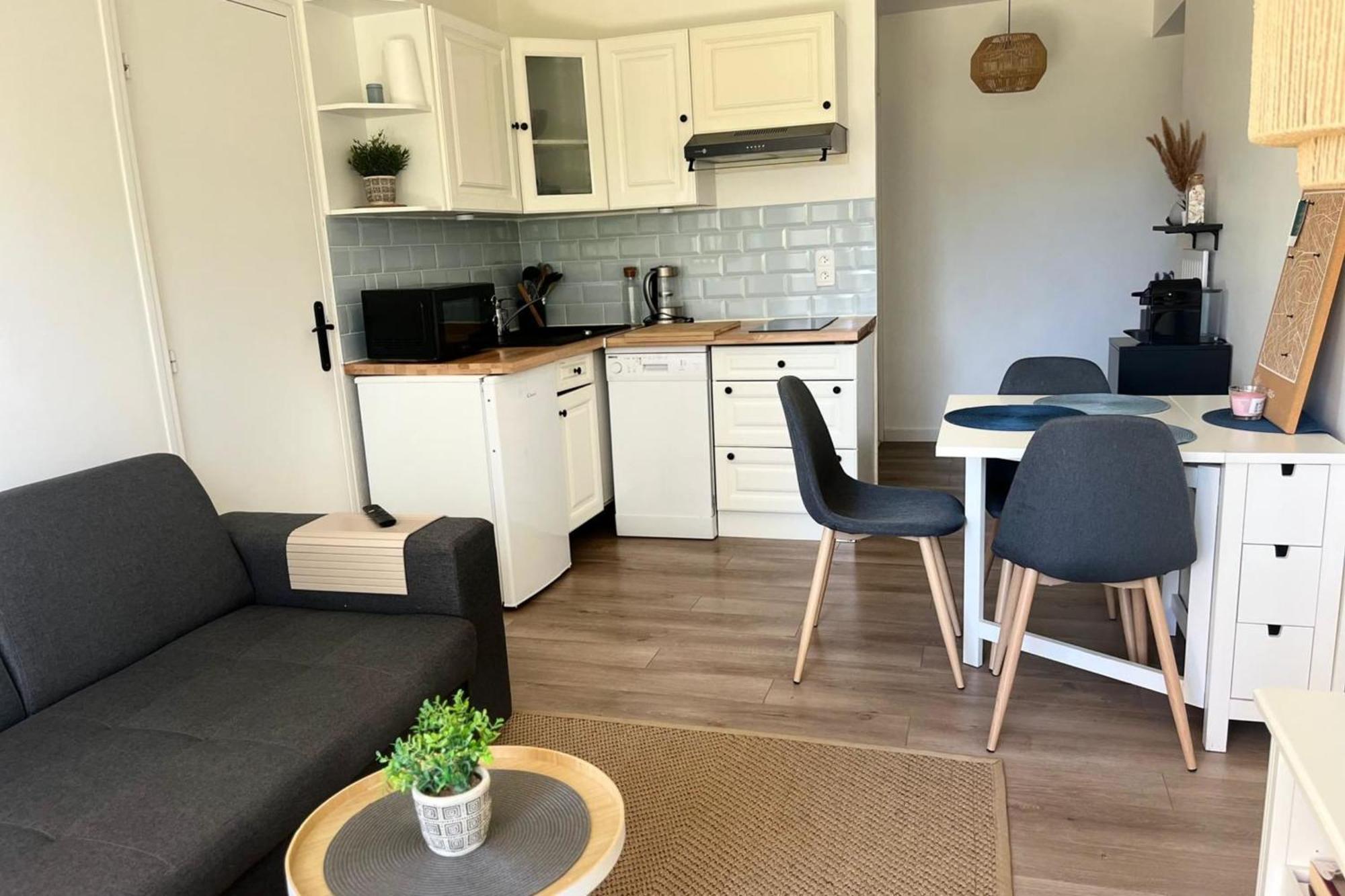 37M With Terrace And Garden Near The Sea Lejlighed Cabourg Eksteriør billede
